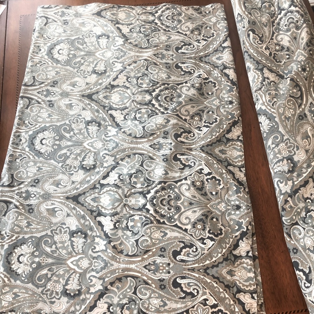 Pottery Barn King Duvet with Shams Mackenna